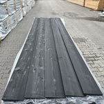 Ca. 50x Zweeds Rabat zwart gecoat, 25x195mm, lengte 400cm